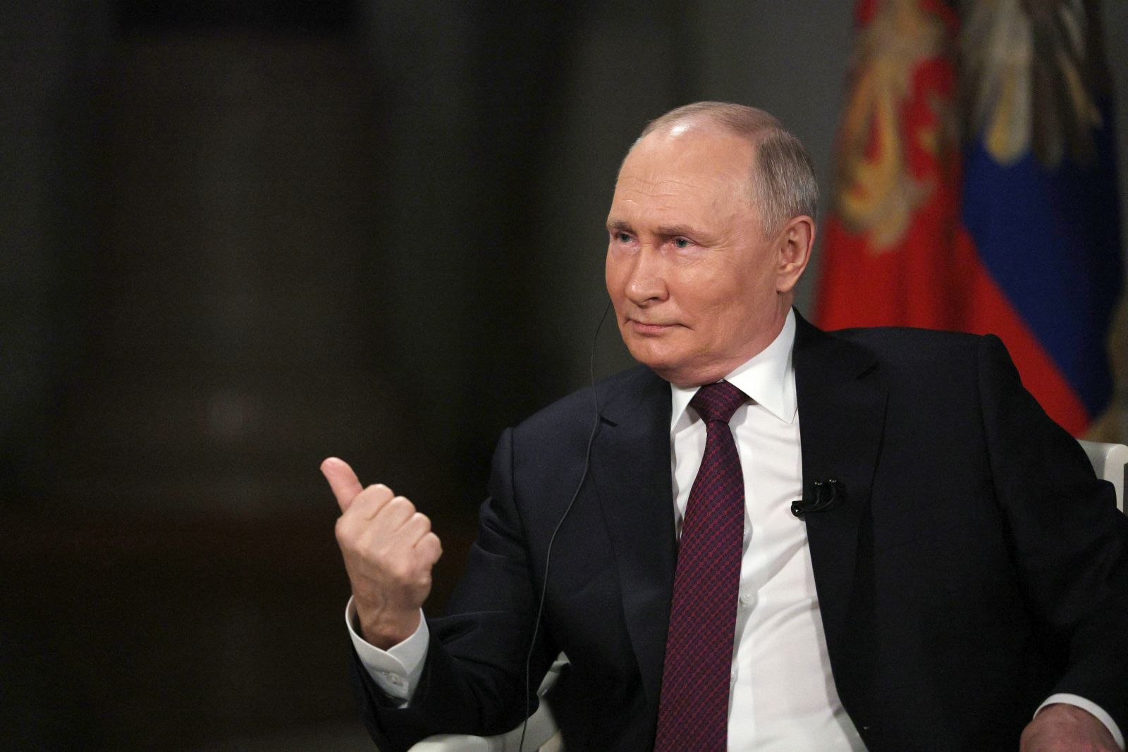 epa11138506 Russian President Vladimir Putin attends an interview with US journalist Tucker Carlson at the Kremlin in Moscow, Russia, 09 February 2024.  EPA/GAVRIIL GRIGOROV/SPUTNIK/KREMLIN POOL MANDATORY CREDIT