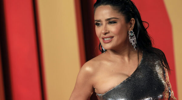 Salma Hayek bei der Vanity Fair Oscar Party 2024 anlässlich der 96. Oscar-Verleihung im Wallis Annenberg Center for the Performing Arts. Beverly Hills, 10.03.2024 *** Salma Hayek at the Vanity Fair Oscar Party 2024 on the occasion of the 96th Academy Awards at the Wallis Annenberg Center for the Performing Arts Beverly Hills, 10 03 2024 Foto:xJ.xBlocx/xFuturexImagex vanity_fair_1149