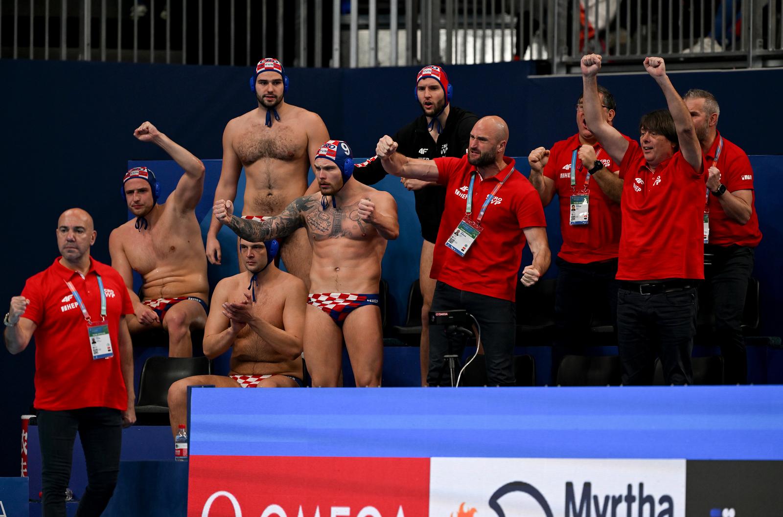 13.02.2024., Aspire Dome, Doha, Katar - Svjetsko prvenstvo u vaterpolu, cetvrtfinale, Srbija - Hrvatska. Slavlje Hrvatske. Jerko Marinic Kragic Photo: David Damnjanovic/PIXSELL