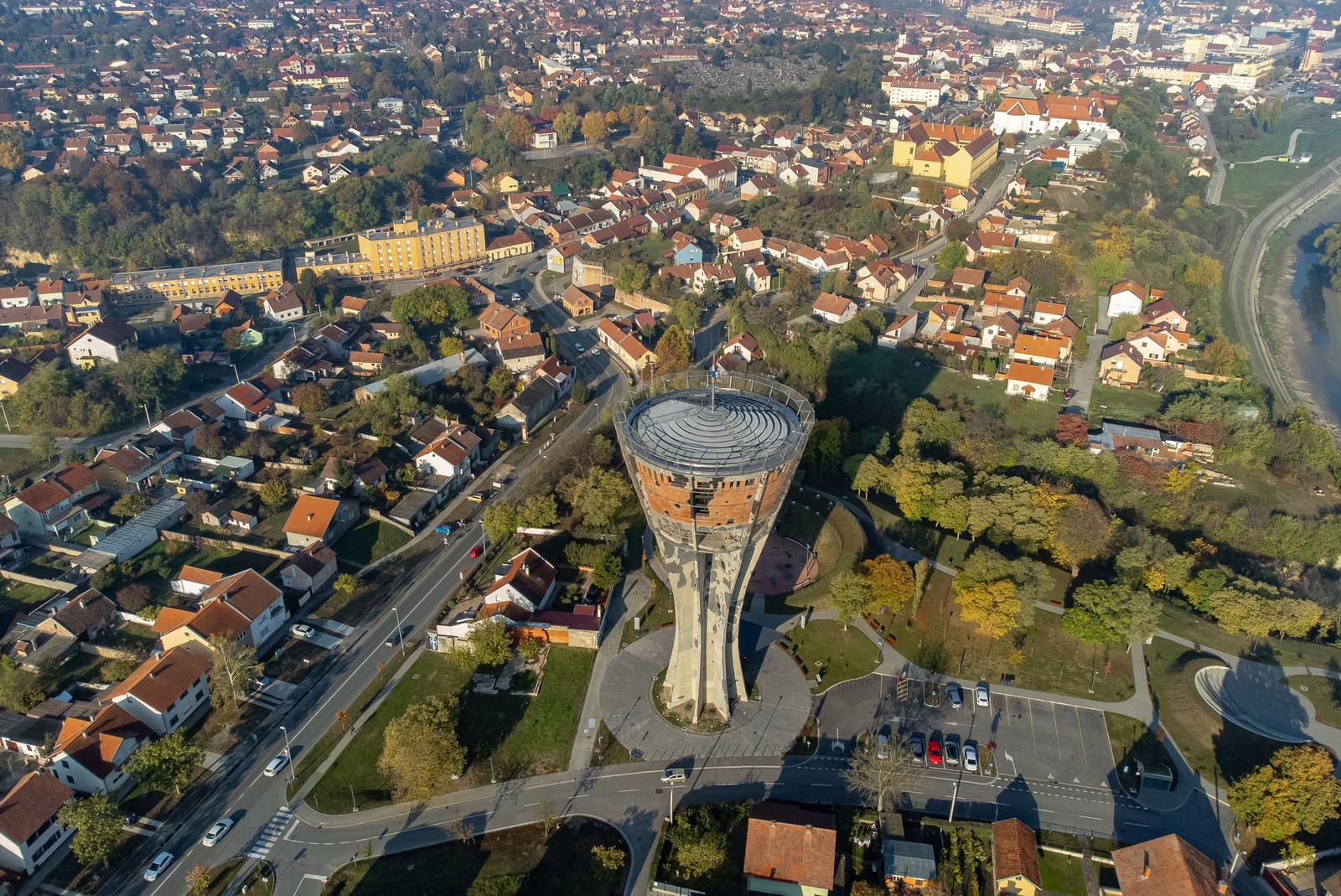 29.10.2021., Vukovar - Novootvoreni vodotoranj simbol ratnog Vukovara i pogled na grad Vukovar iz zraka  Photo: Davor Javorovic/PIXSELL