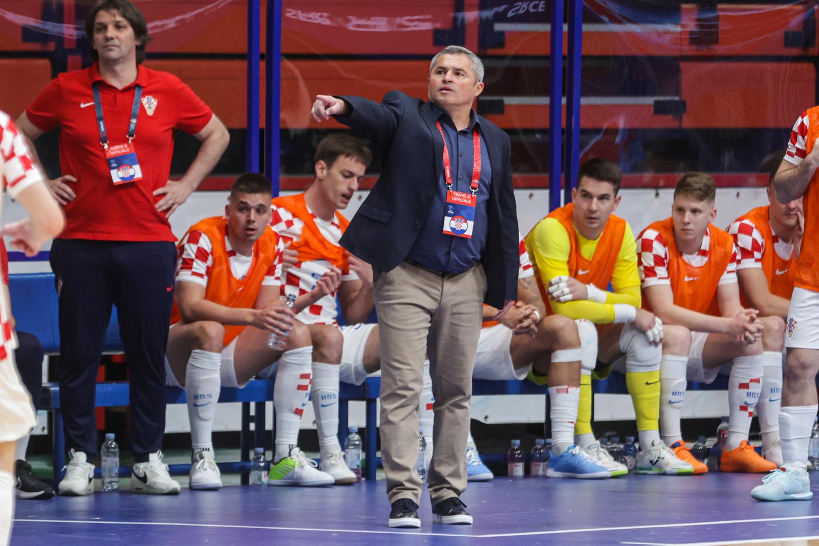 16.04.2024., KC Drazen Petrovic, Zagreb - Druga utakmica dodatnih kvalifikacija za plasman na Svjetsko prvenstvo u futsalu, Hrvatska - Poljska. Izbornik Marinnko Mavrovic Photo: Luka Stanzl/PIXSELL