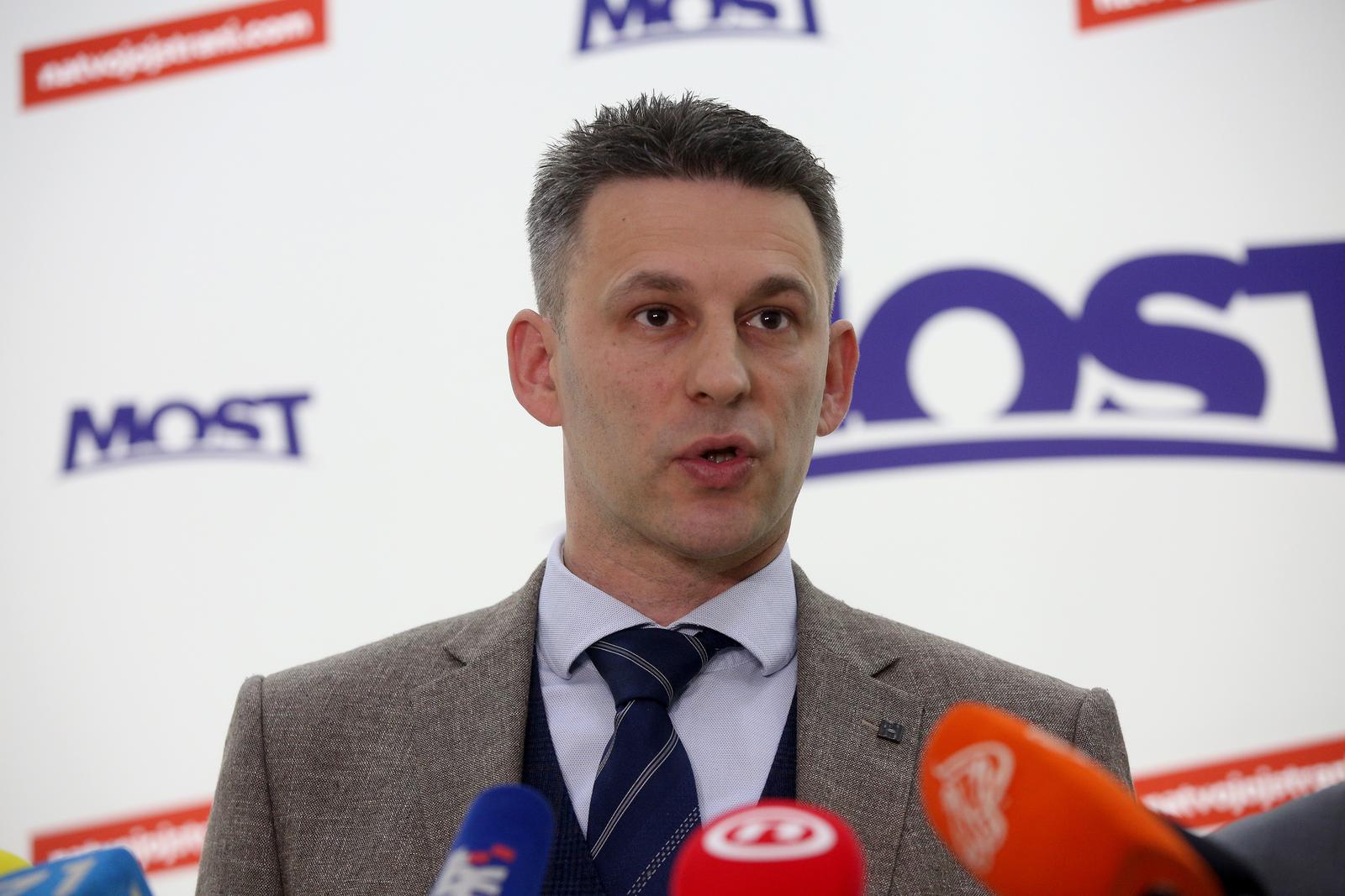 24.04.2024., Zagreb - Predsjednik Mosta Bozo Petrov odrzao je konferenciju za medije u prostorijama stranke u Draskovicevoj 23. Photo: Zeljko Hladika/PIXSELL