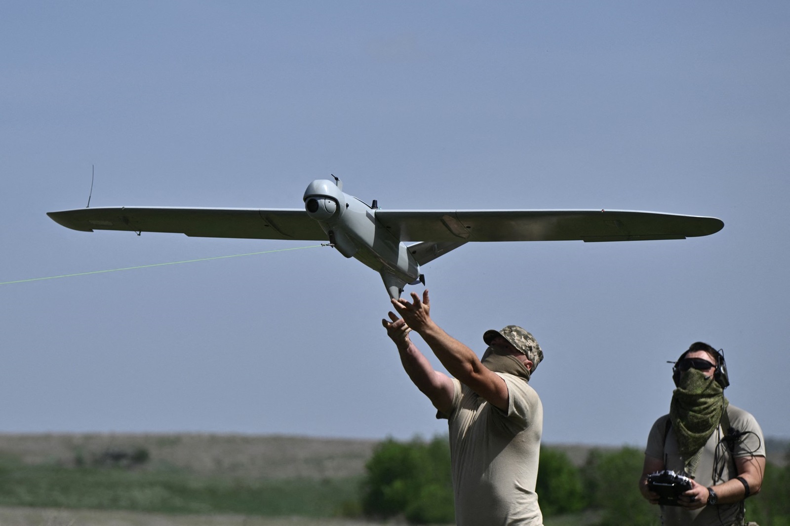 Ukrainian servicemen of the 22nd Brigade launch a Leleka reconnaissance UAV drone near Chasiv Yar, Donetsk region, on April 27, 2024, amid the Russian invasion of Ukraine.,Image: 868553727, License: Rights-managed, Restrictions: , Model Release: no, Credit line: Genya SAVILOV / AFP / Profimedia