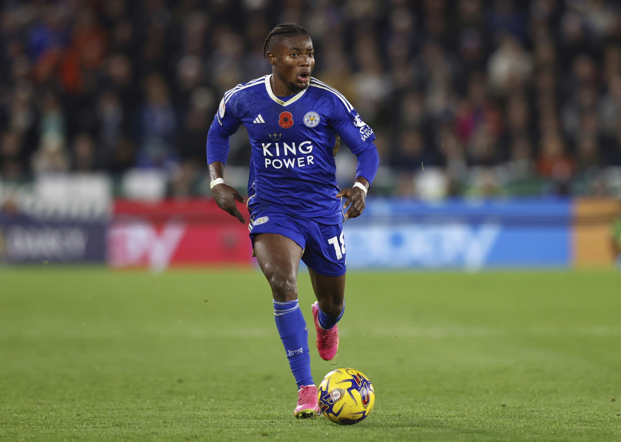 November 3, 2023, Leicester: Leicester, England, 3rd November 2023. Abdul Fatawu of Leicester City during the Sky Bet Championship match at the King Power Stadium, Leicester. (Credit Image: Â© Darren Staples/Sportimage/Cal Sport Media) (Cal Sport Media via AP Images)