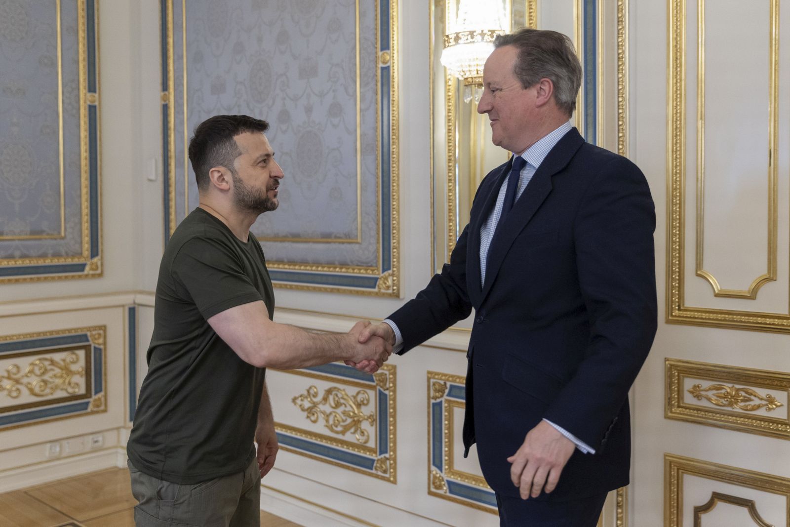 epa11315707 A handout photo made available by the Ukrainian Presidential Press Service shows Ukrainian President Volodymyr Zelensky (L) welcoming British Foreign Secretary David Cameron (R) to Kyiv, Ukraine, 03 May 2024. Cameron arrived in Kyiv to meet with top Ukrainian officials amid the ongoing Russian invasion.  EPA/PRESIDENTIAL PRESS SERVICE HANDOUT   HANDOUT EDITORIAL USE ONLY/NO SALES HANDOUT EDITORIAL USE ONLY/NO SALES