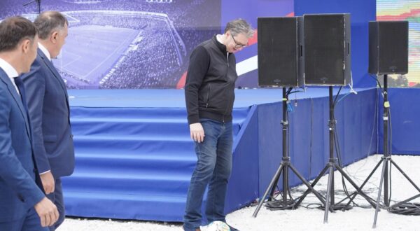 01, May, 2024, Belgrade - The President of the Republic of Serbia, Aleksandar Vucic, visited the preparatory work on the construction of the EXPO 2027 complex, where he attended the ceremony of the beginning of the construction of the National Football Stadium. Aleksandar Vucic. Photo: Antonio Ahel/ATAImages

01, maj, 2024, Beograd - Predsednik Republike Srbije Aleksandar Vucic obisao je pripremne radove na izgradnji kompleksa EXPO 2027, gde je prisustvovao ceremoniji pocetka radova na izgradnji Nacionalnog fudbalskog stadiona. Photo: Antonio Ahel/ATAImages Photo: Antonio Ahel/ATAImages/PIXSELL