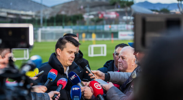 03.01.2024., Split - Na pomocnim terenima stadiona Poljud pocele su pripreme nogometasa Hajduka za nastavak sezone. Sportski direktor Mindaugas Nikolicius dao je izjavu medijima. Photo: Zvonimir Barisin/PIXSELL