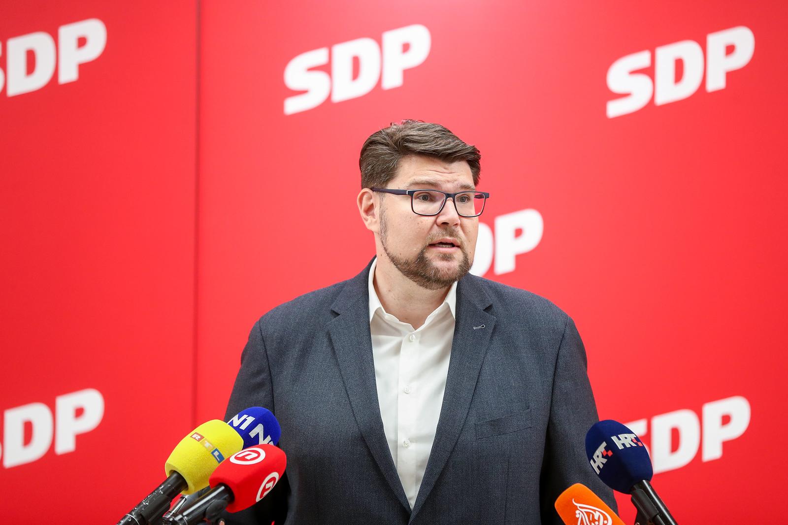 06.05.2024., Zagreb -  Izjave za medije predsjednika SDP-a Pede Grbina o aktualnoj politickoj situacije. Photo: Matija Habljak/PIXSELL