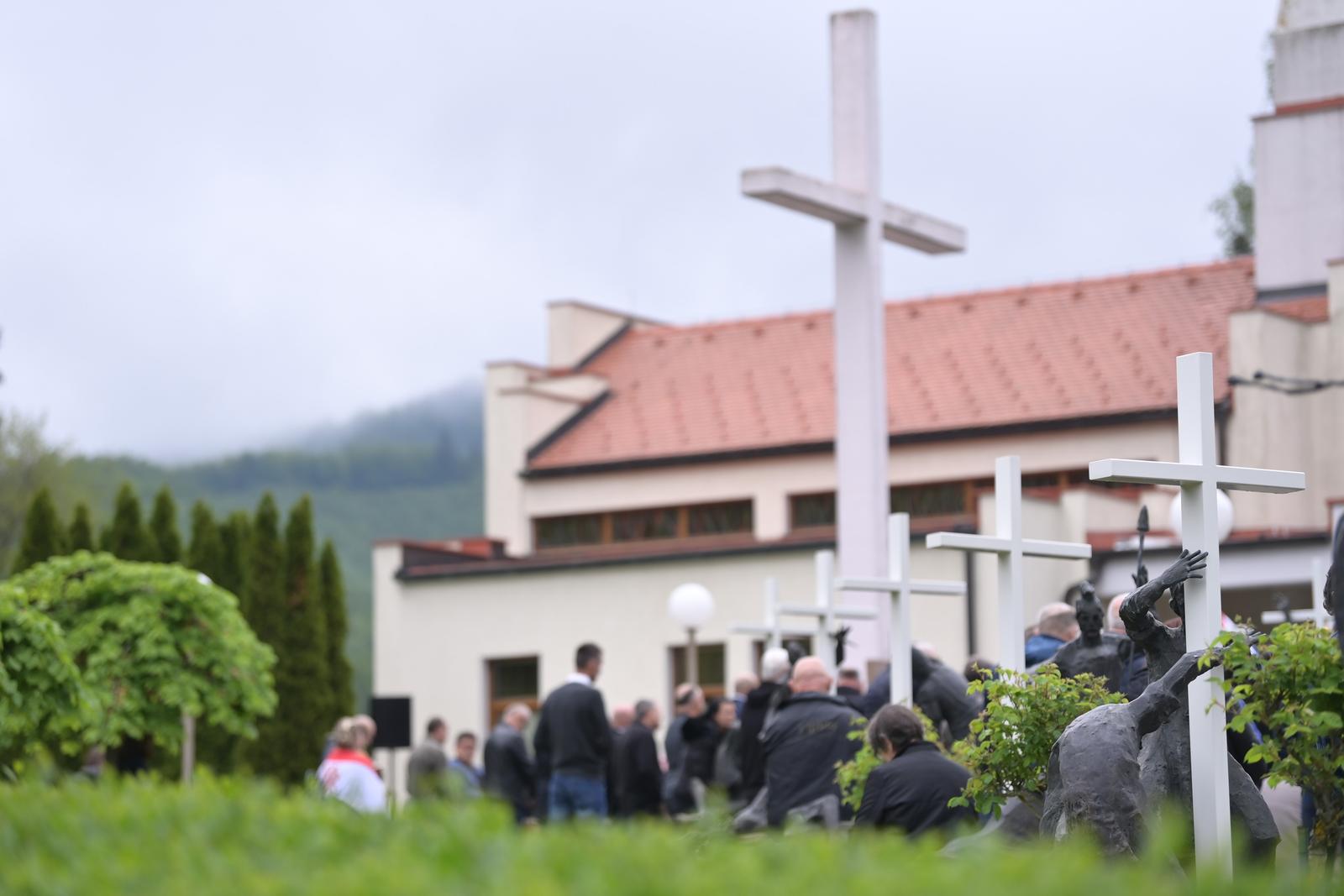 13.05.2023., Macelj - Sveta misa povodom komemoracije za srtve Bleiburske tragedije i Kriznog puta u Crkvi Muke Isusove koju predvodi mons. Drazen Kutlesa. Photo: Igor Soban/PIXSELL