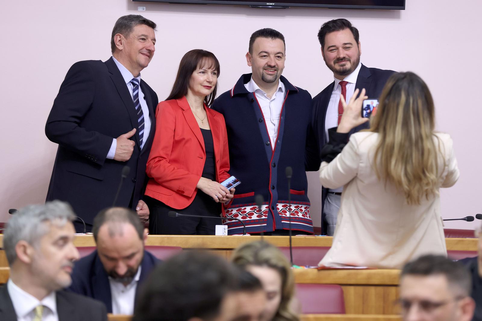 14.03.2024., Zagreb - U sabornici je pocelo glasovanje o raspravljenim tockama dnevnog reda medju kojima je i rasputanje Sabora. Photo: Patrik Macek/PIXSELL