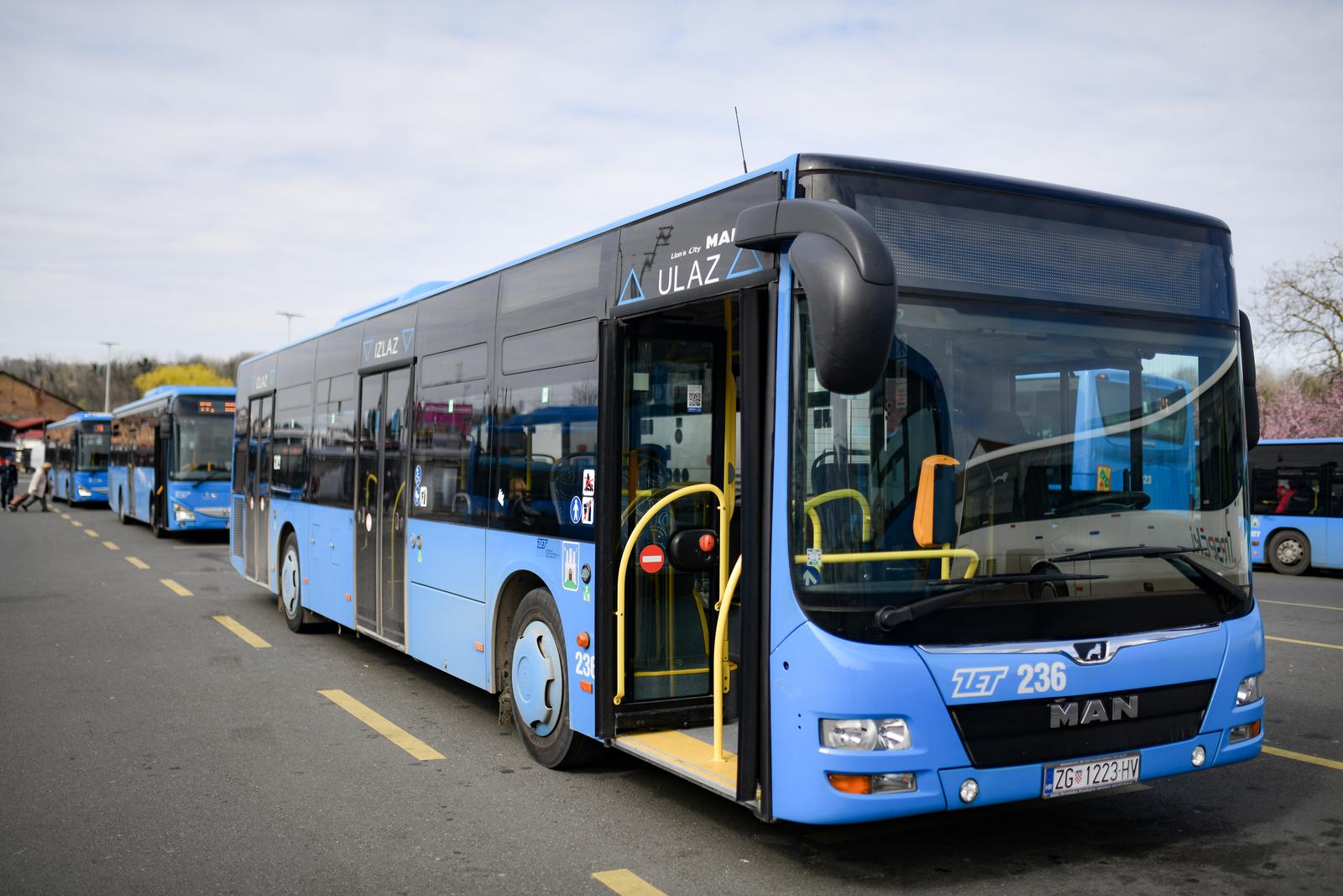 14.03.2024., Zagreb - Mihailo Mateljan vozac Zet-ovog autobusa koji je pomogao ozljedjenom putniku Photo: Josip Regovic/PIXSELL