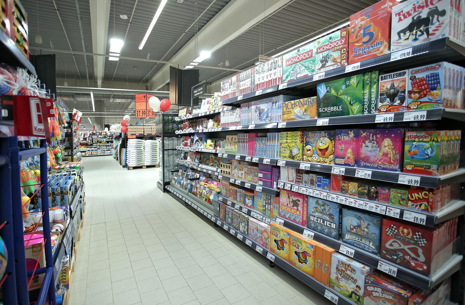 14.04.2016., Zagreb - Novo otvorena Kaufland Trgovina u Slobostini."nPhoto: Sanjin Strukic/PIXSELL