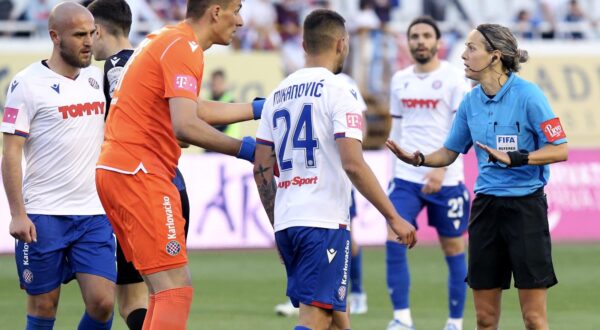 29.04.2022., Split - Utakmica 33. kola Hrvatski Telekom Prve lige izmedju Hajduka i Hrvatskog dragovoljca na Poljudu. Sutkinja Ivana Martincic, Lukas Grgic, Lovre Kalinic, Dino Mikanovic. Photo: Ivo Cagalj/PIXSELL