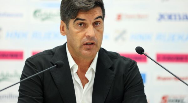 31.08.2023., stadion HNK Rijeka, Rijeka - Uzvratna utakmica play-offa UEFA Konferencijske lige, HNK Rijeka - Lille OSC. Trener Lillea Paulo Fonseca na konferenciji za medije nakon utakmice. Photo: Nel Pavletic/PIXSELL