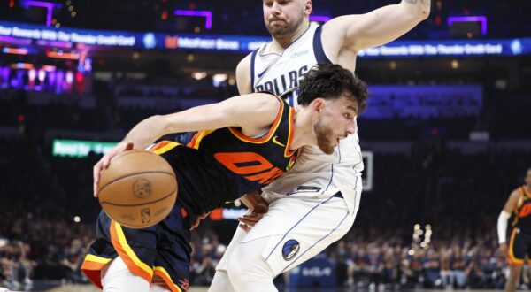 May 15, 2024; Oklahoma City, Oklahoma, USA; Oklahoma City Thunder forward Chet Holmgren (7) drives against Dallas Mavericks guard Luka Doncic (77) during the second quarter of game five of the second round for the 2024 NBA playoffs at Paycom Center. Mandatory Credit: Alonzo Adams-USA TODAY Sports Photo: Alonzo Adams/REUTERS