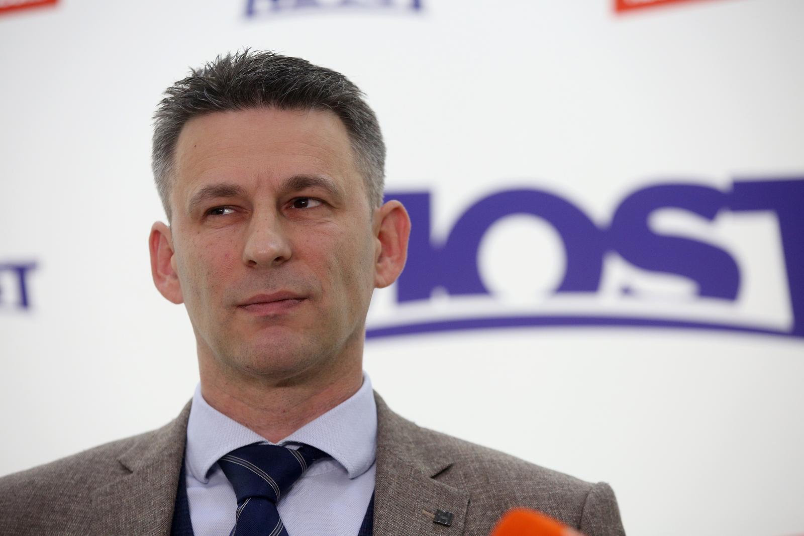 24.04.2024., Zagreb - Predsjednik Mosta Bozo Petrov odrzao je konferenciju za medije u prostorijama stranke u Draskovicevoj 23. Photo: Zeljko Hladika/PIXSELL