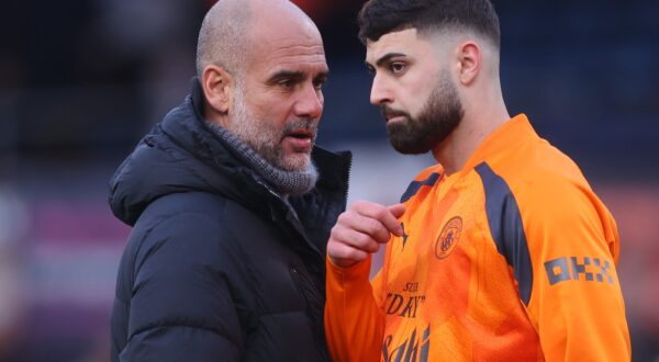 10th December 2023; Kenilworth Road, Luton, Bedfordshire, England; Premier League Football, Luton Town versus Manchester City; Manchester City Manager Josep Guardiola speaks with Josko Gvardiol,Image: 828322859, License: Rights-managed, Restrictions: , Model Release: no, Credit line: Shaun Brooks / Actionplus / Profimedia