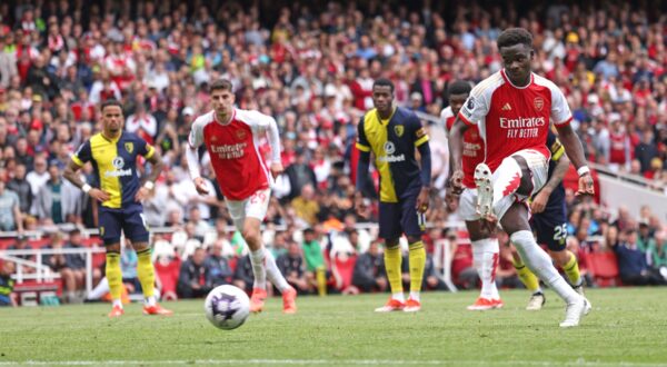 Bukayo Saka A scores from the penalty spot for the first Arsenal goal 1-0 at the Arsenal v AFC Bournemouth EPL match, at the Emirates Stadium, London, UK on 4th May, 2024.,Image: 870157436, License: Rights-managed, Restrictions: PUBLICATIONxNOTxINxUK, Credit images as "Profimedia/ IMAGO", Model Release: no, Credit line: Paul Marriott / imago sportfotodienst / Profimedia