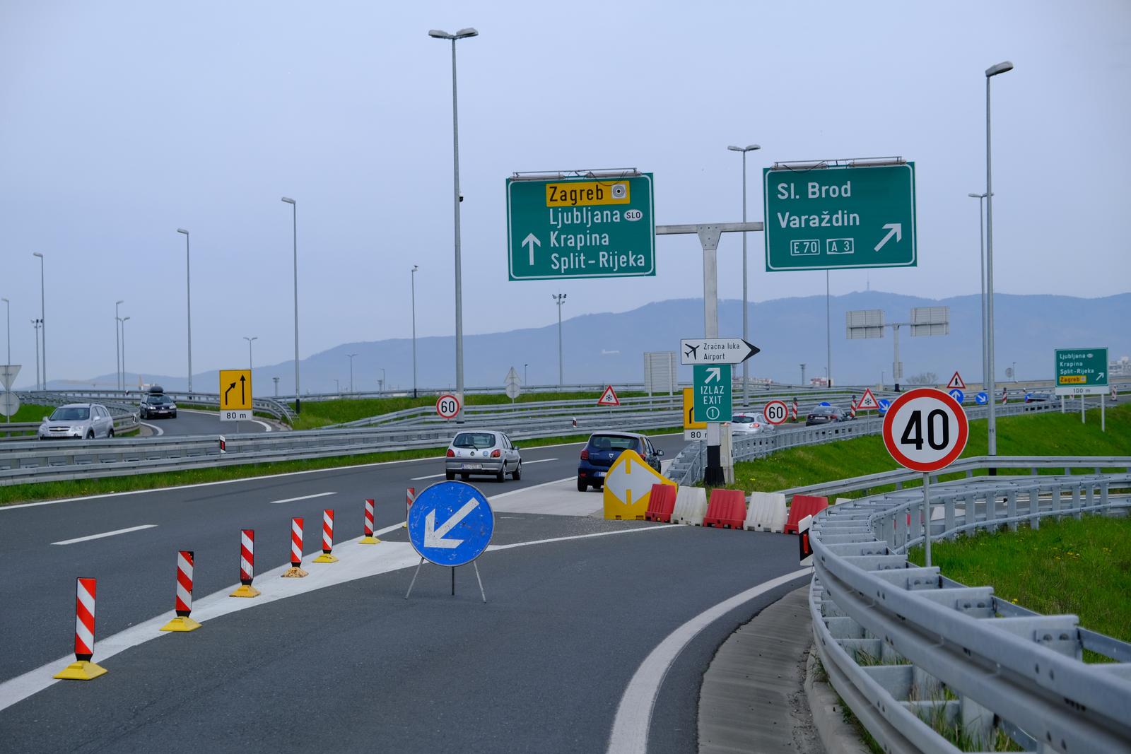 11.04.2023., Zagreb - Zbog radova na obilaznici izmedju cvora Jakusevac i cvora Kosnica nije moguce spajanje na autocestu kod Velikog polja. Photo: Slaven Branislav Babic/PIXSELL