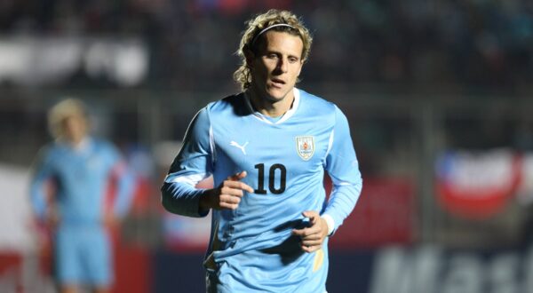 Bildnummer: 08132121  Datum: 04.07.2011  Copyright: imago/Latinphoto
Diego Forlan (Uruguay)  PUBLICATIONxNOTxINxPORxESPxBRAxARGxMEXxVENxCHIxECU; Fussball Herren Copa America Südamerika Meisterschaft Südamerikameisterschaft Nationalteam Länderspiel xsp x2x 2011 quer 

Image number 08132121 date 04 07 2011 Copyright imago Latin Photo Diego Forlan Uruguay  Football men Copa America South America Championship South America championship National team international match  x2x 2011 horizontal