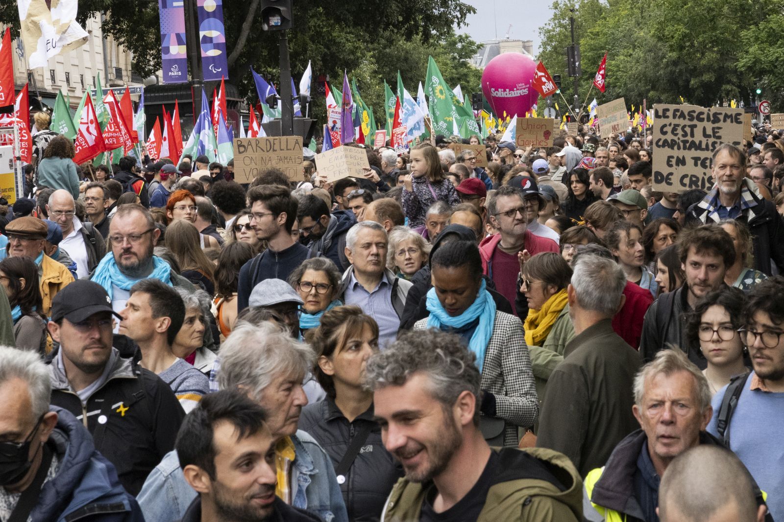 epa11412155 People take part in a demonstration against the French far right party National Rally (Rassemblement National or RN) following the results of the European elections, in Paris, France, 15 June 2024. Syndicates and several associations called for a protest against the RN following French President Emmanuel Macron's announcement on 09 June to dissolve the National Assembly and to call for new elections on 30 June and 07 July.  EPA/ANDRE PAIN