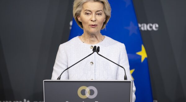 epa11415498 Ursula von der Leyen, President of the European Commission speaks during the closing press conference of the Summit on Peace in Ukraine in Stansstad near Lucerne, Switzerland, 16 June 2024. International heads of state gathered on 15 and 16 June at the Buergenstock Resort in central Switzerland for the two-day Summit on Peace in Ukraine.  EPA/ALESSANDRO DELLA VALLE / POOL    EDITORIAL USE ONLY  EDITORIAL USE ONLY