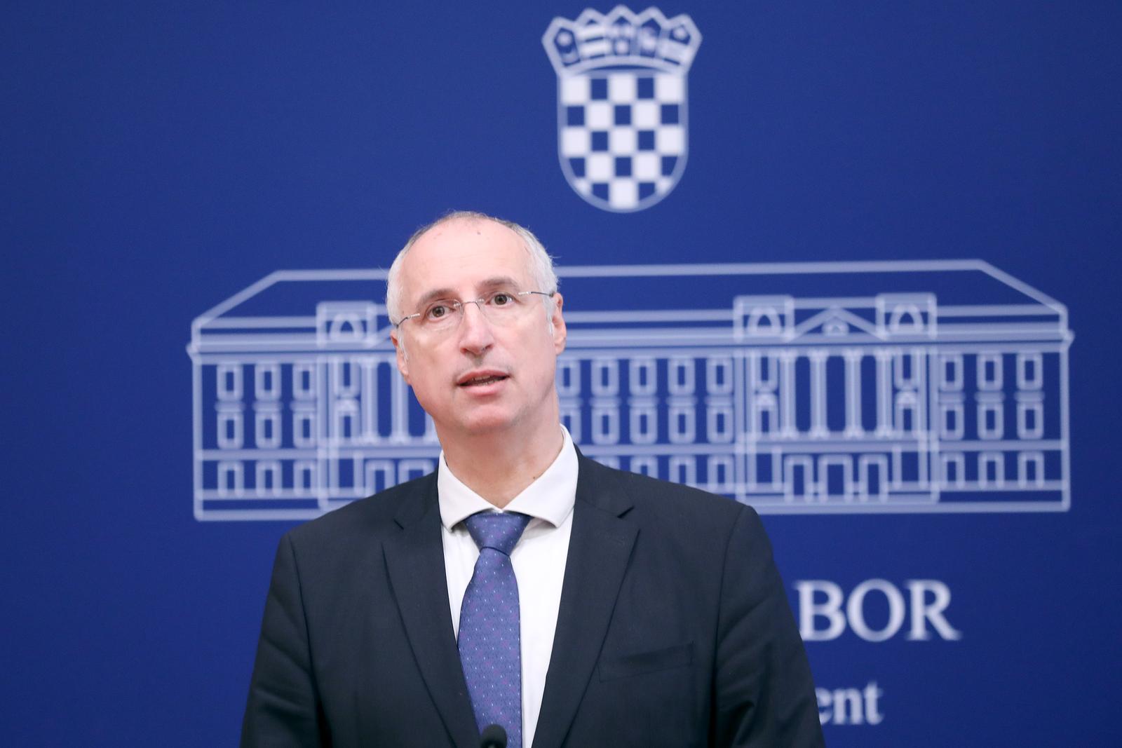 06.10.2023., Zagreb - Na konferenciji za medije odrzanoj u Saboru o temi „Kako loši propisi utjecu na gradjevinski nered“ govorila je zastupnica Marijana Puljak. Photo: Patrik Macek/PIXSELL