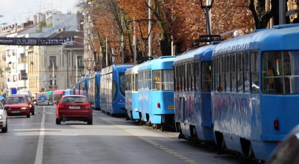 05.11.2009.,Zagreb,Hrvatska.Zastoj tramvaja u Maksimirskoj ulici.rPhoto: Davor Puklavec/PIXSELL