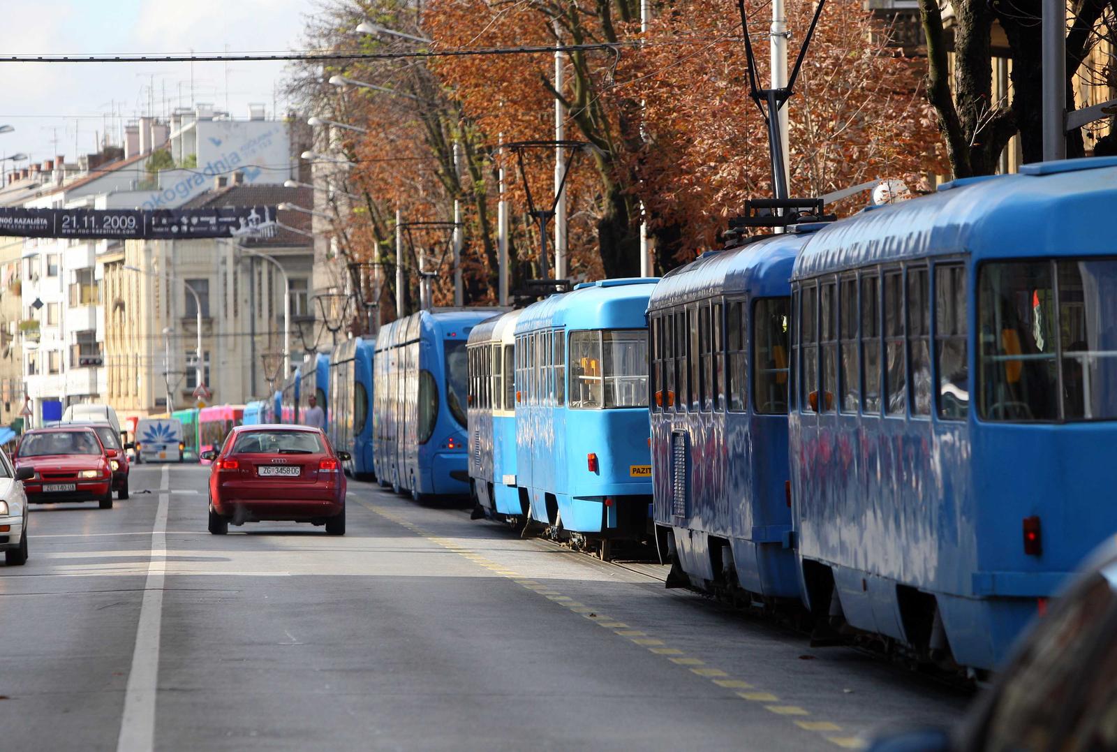 05.11.2009.,Zagreb,Hrvatska.Zastoj tramvaja u Maksimirskoj ulici.rPhoto: Davor Puklavec/PIXSELL