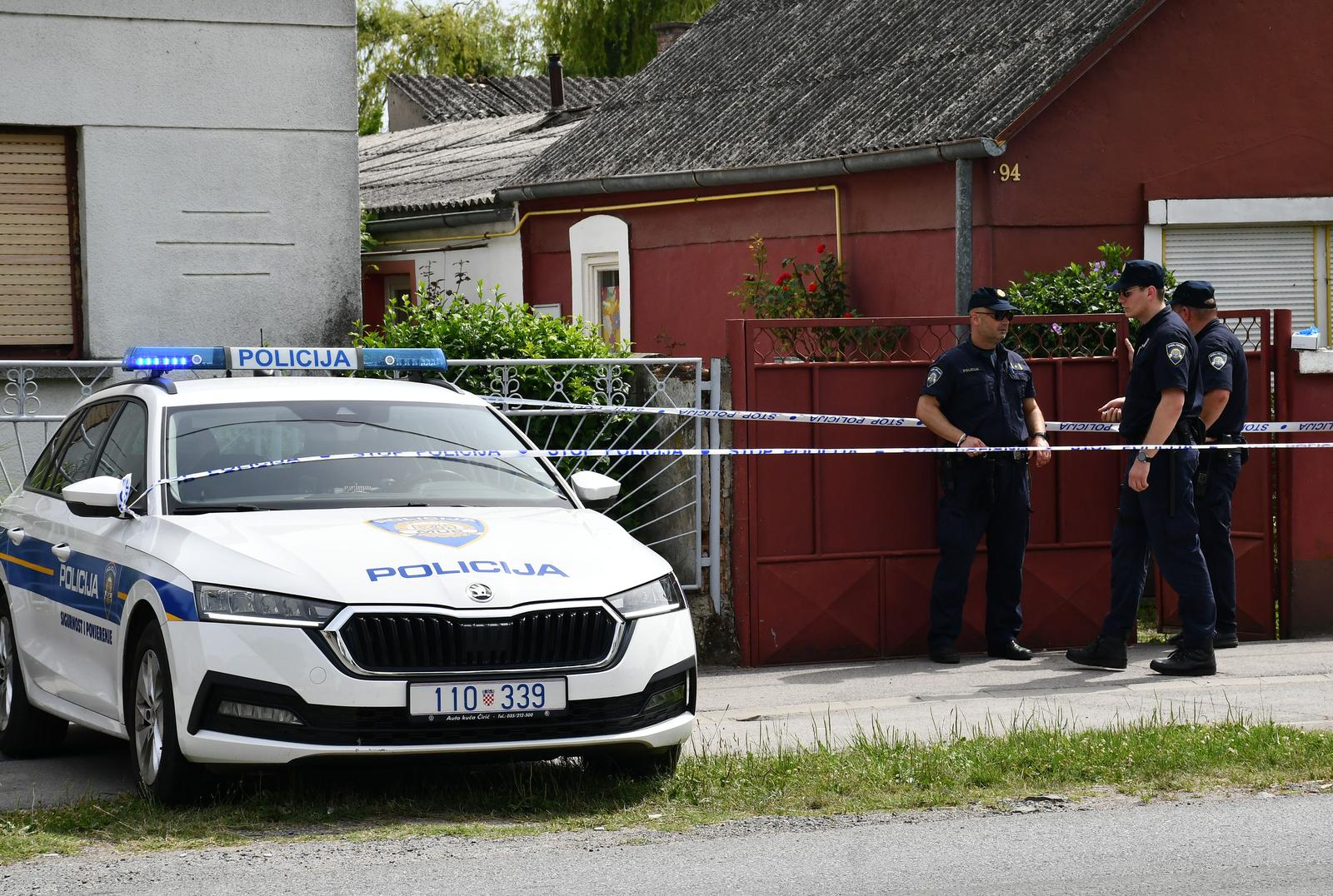 20.06.2024., Slavonski Brod - Dvostruko ubojstvo u ulici Svetog Lovre. Nesluzbeno, sin (45) usmrtio je svoje roditelje. Photo: Ivica Galovic/PIXSELL