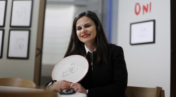 23.04.2024., Zagreb - Mazuranicev trg. Otvorenje izlozbe Tisje Kljakovic Braic "Oni" u Etnografskom muzeju u sklopu projekta Intimni prostori svakodnevice. Photo: Sanjin Strukic/PIXSELL