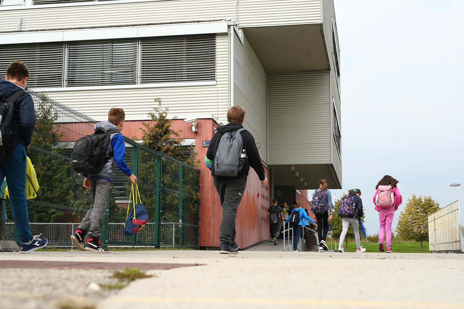 26.09.2017., Zagreb - Osnovna skola Jelkovec. "nPhoto: Zeljko Lukunic/PIXSELL