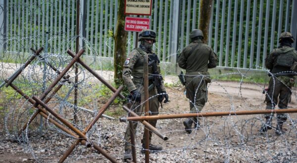 Polish soldiers patrol the border with Belarus along the border fence in the Bialowieza forest. Poland reintroduces an exclusion zone on parts of its border with Belarus, starting on Tuesday 4 June and lasting for 90 days. Unauthorised people will be banned from entering designated areas of 200 meters (660 feet), up to 2km (6600 feet) wide along the border. Officially, the exclusion zone is being introduced due to too many and too much pressure of migrants from the Middle East and Africa on the Polish border, as well as repeated attacks on the border guards.
The decision marks a return to measures introduced by the former Law and Justice (PiS) government in 2021, at the onset of the migration crisis, and lifted the following year, after the completion of a new border wall.,Image: 879232712, License: Rights-managed, Restrictions: Contributor country restriction: Worldwide, Worldwide, Worldwide, Worldwide, Worldwide, Worldwide.
Contributor usage restriction: Advertising and promotion, Consumer goods, Direct mail and brochures, Indoor display, Internal business usage, Commercial electronic.
Contributor media restriction: {7029249C-65C8-44B0-ABD6-A8E0134D31C8}, {7029249C-65C8-44B0-ABD6-A8E0134D31C8}, {7029249C-65C8-44B0-ABD6-A8E0134D31C8}, {7029249C-65C8-44B0-ABD6-A8E0134D31C8}, {7029249C-65C8-44B0-ABD6-A8E0134D31C8}, {7029249C-65C8-44B0-ABD6-A8E0134D31C8}., Model Release: no, Credit line: SOPA Images Limited / Alamy / Alamy / Profimedia