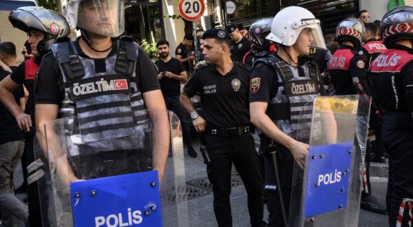 Turska policija