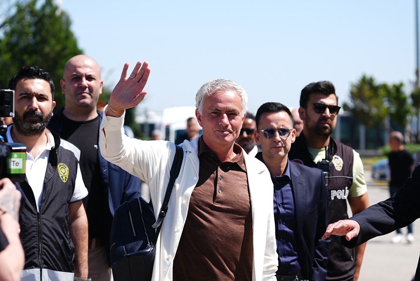 ISTANBUL, TURKIYE - JUNE 2: President of Fenerbahce Ali Koc (not seen) welcomes Portuguese head coach Jose Mourinho (C), with whom Fenerbahce announced that they started negotiations, as he arrives in Istanbul, Turkiye on June 2, 2024. Hakan Akgun / Anadolu/ABACAPRESS.COM,Image: 878332609, License: Rights-managed, Restrictions: , Model Release: no, Credit line: AA/ABACA / Abaca Press / Profimedia