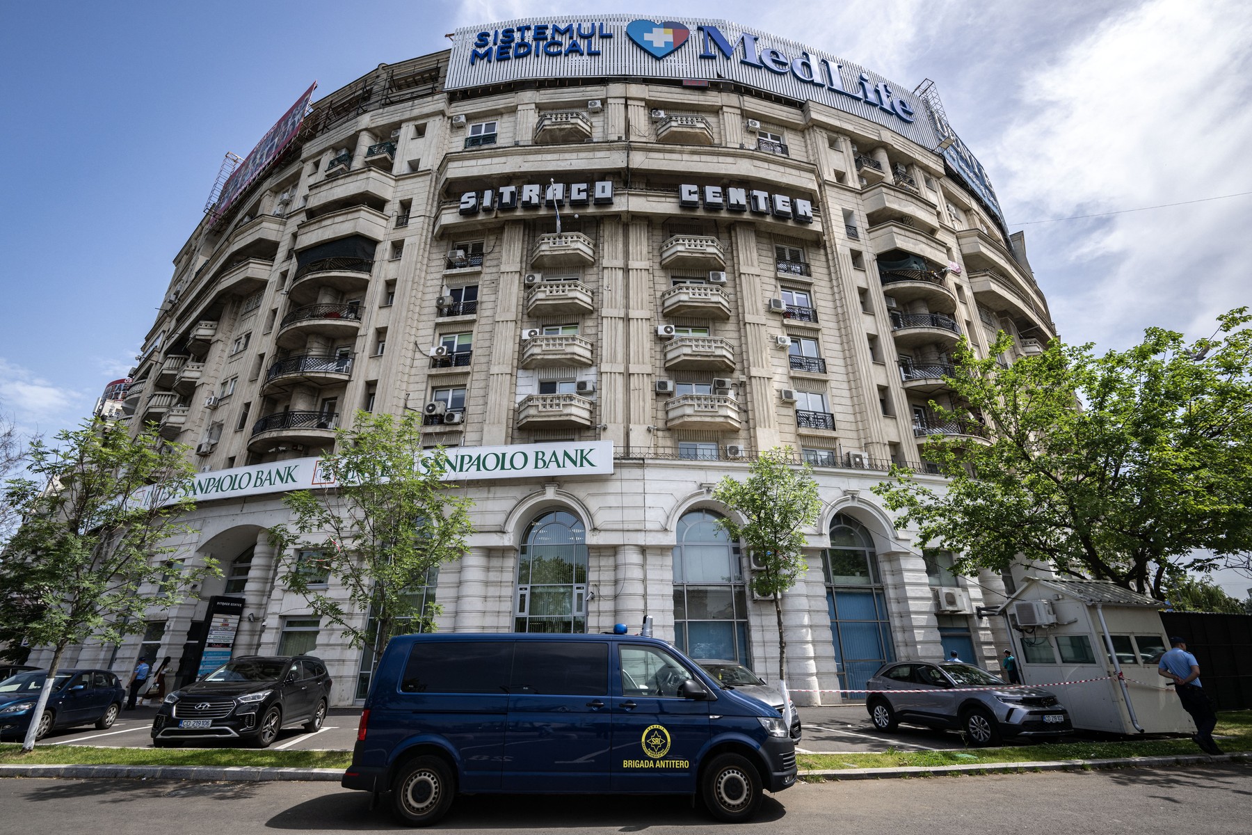 A van belonging to the counterterrorism forces of the Romanian Secret Service (SRI) is parked next to the block of flats hosting the Embassy of Israel in Bucharest on June 3, 2024.    A man threw an incendiary device at the door to the Israeli embassy in Bucharest on Monday, authorities said, adding that investigations did not indicate a link to the Gaza war.
Romanian counterterrorism forces detained the 34-year-old man who "threatened to set himself on fire and attempted to cause damage with a Molotov cocktail," a spokesman for the country's intelligence services said.
Counterterrorism forces, on site to ensure security, extinguished the resulting fire, which caused no significant damage.
Media reported the man to be a Syrian national.,Image: 878559856, License: Rights-managed, Restrictions: , Model Release: no, Credit line: Daniel MIHAILESCU / AFP / Profimedia