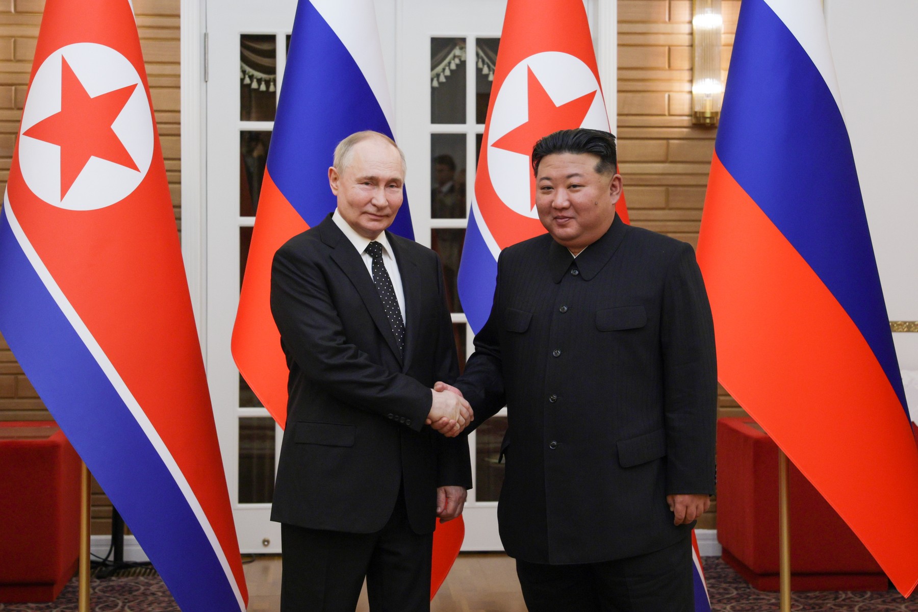 Vladimir Putin i Kim Jong Un