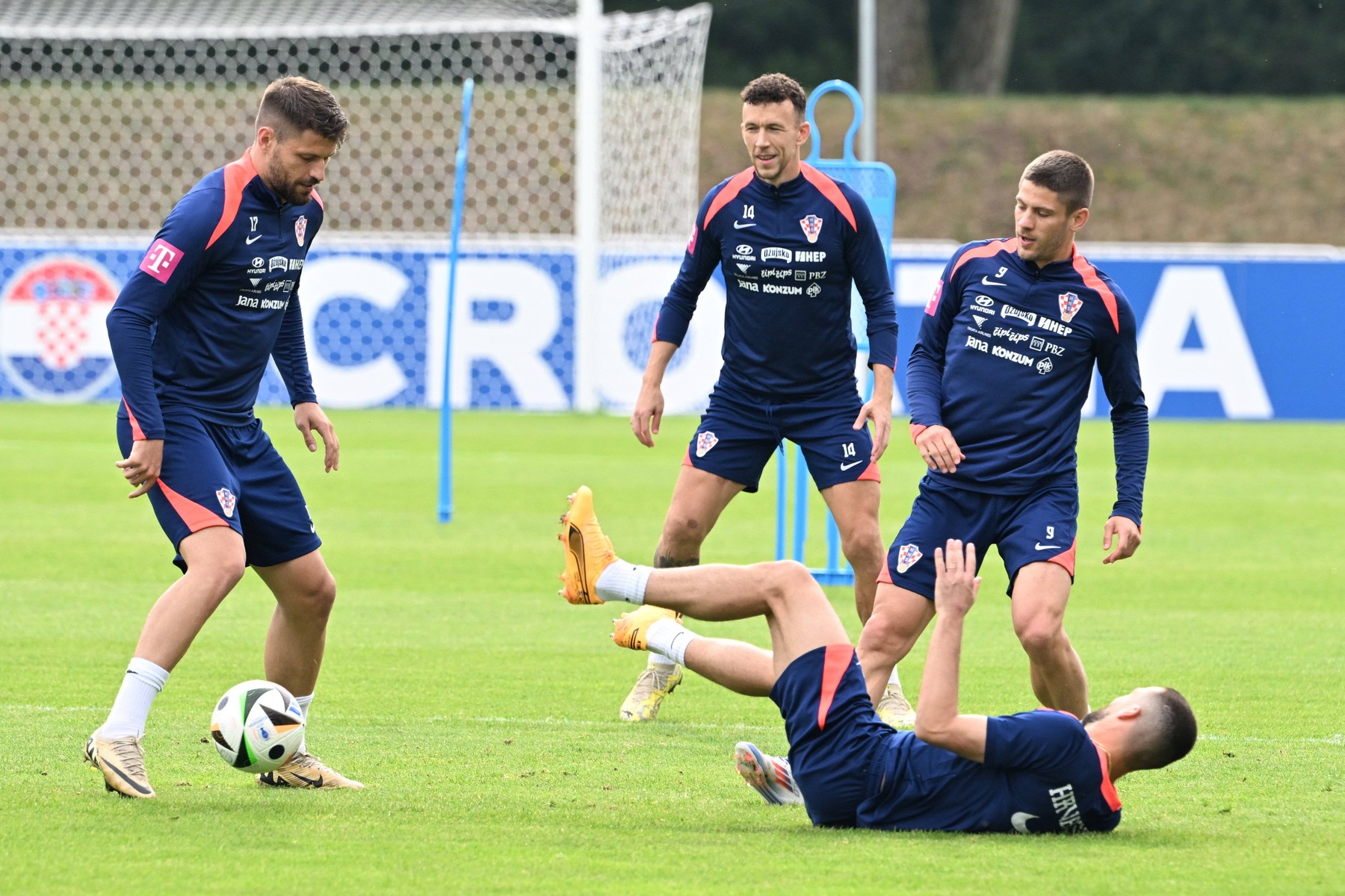 Neuruppin, Germany, 210624. Volksparkstadion. Training of the Croatian national football team before the European Championship, EM, Europameisterschaft match against Italy, the last in Group B, which will be played on Monday. In the photo: Bruno Petkovic, Ivan Perisic, Andrej Kramaric. Photo: / CROPIX Croatia Copyright: xxAntexCizmicx trening_hrvatska36-210624,Image: 883725187, License: Rights-managed, Restrictions: Credit images as "Profimedia/ IMAGO", Model Release: no, Credit line: Ante Cizmic / imago sportfotodienst / Profimedia