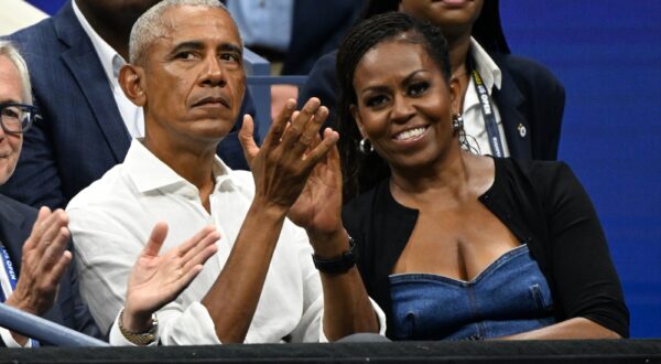 28 August 2023.

Former US President Barack Obama and Michelle Obama are seen watching Novak Djokovic Vs Alexandre Muller at the U.S Open on Arthur Ashe Stadium at the USTA Billie Jean King National Tennis Center on August 28, 2023 in Flushing Queens.,Image: 801012786, License: Rights-managed, Restrictions: , Model Release: no, Credit line: GoffPhotos.com / Goff Photos / Profimedia