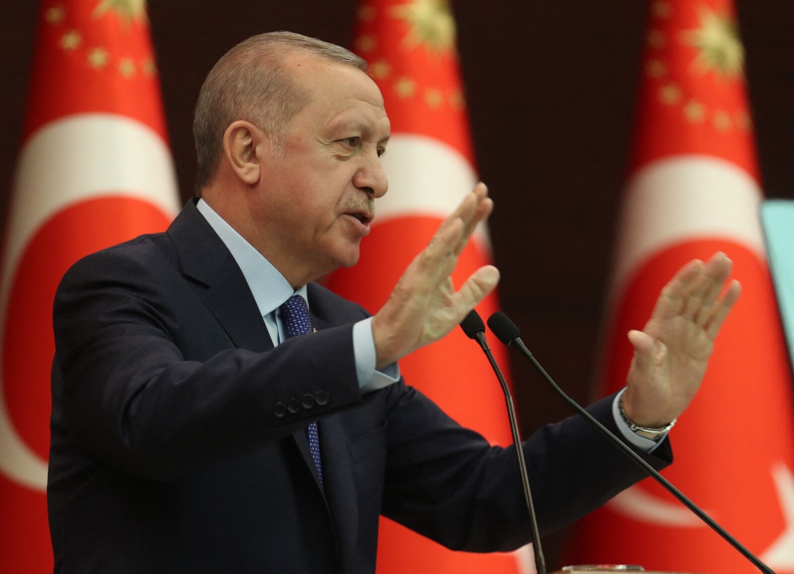 Turkish President Recep Tayyip Erdogan speaks during a press conference held after the coordination meeting to fight against the novel coronavirus, COVID-19, at the Cankaya Palace in Ankara on March 18, 2020.
 President Recep Tayyip Erdogan announced on March 18, 2020, a $15 billion package to help the Turkish economy cope with the crisis over the new coronavirus, and urged Turks to leave their homes as little as possible. Turkey has so far recorded one death and 98 cases.,Image: 507562863, License: Rights-managed, Restrictions: , Model Release: no, Credit line: Adem ALTAN / AFP / Profimedia