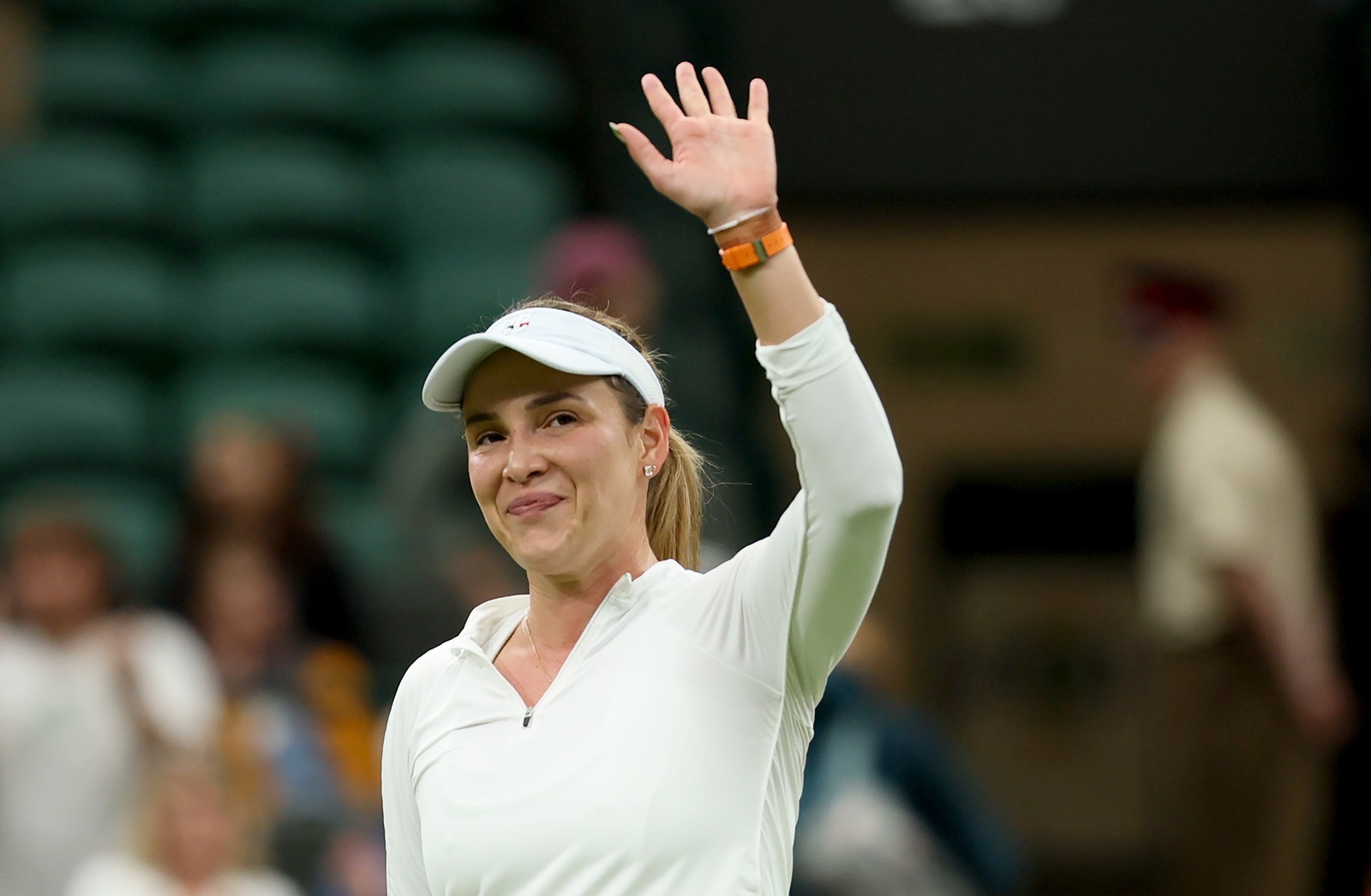 epa11460701 Donna Vekic of Croatia celebrates after winning the Women's 3rd round match against Dayana Yastremska of Ukraine at the Wimbledon Championships, Wimbledon, Britain, 05 July 2024. Vekic won in three sets.  EPA/TIM IRELAND  EDITORIAL USE ONLY