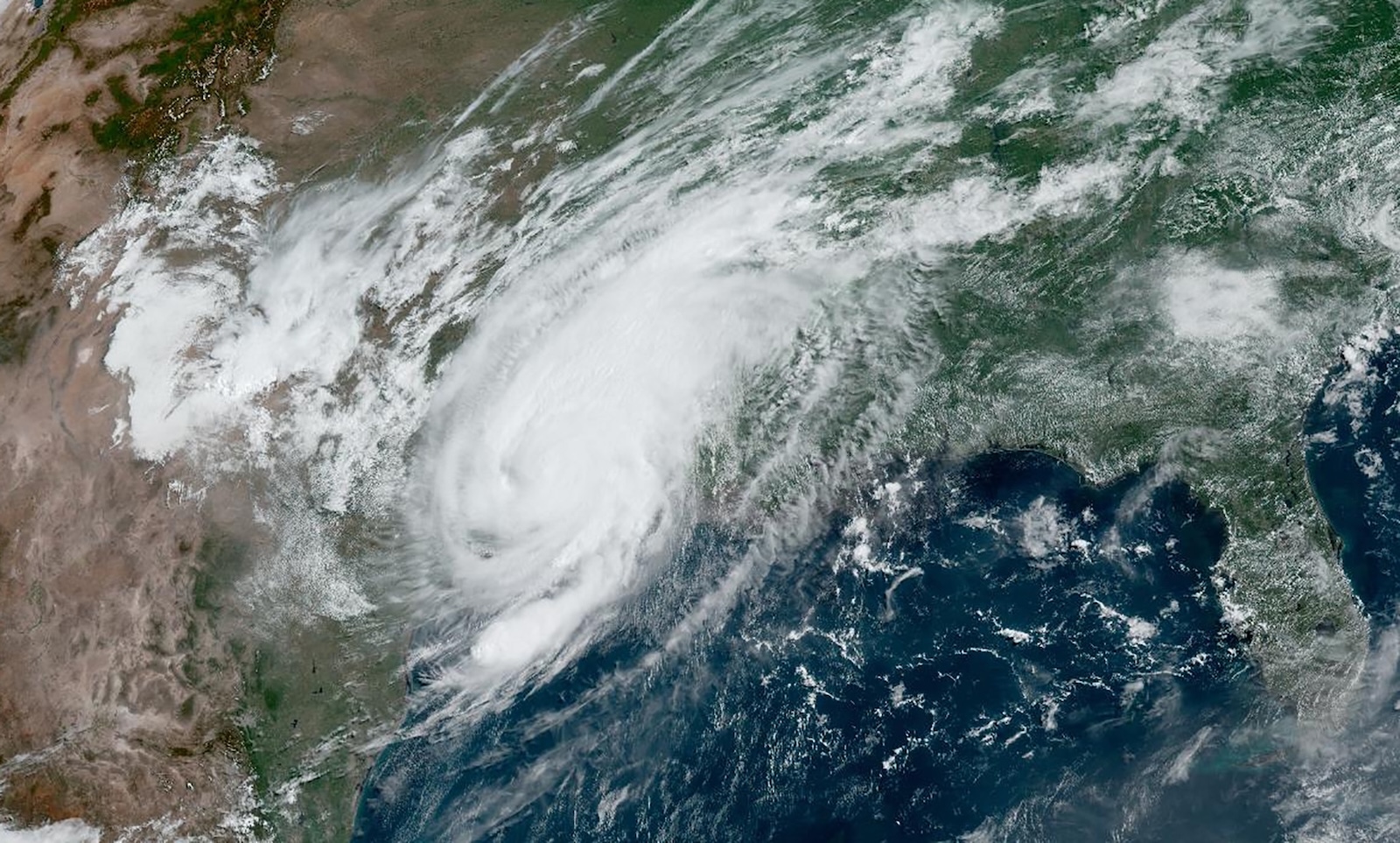 epa11467083 A handout composite satellite image made available by the National Oceanic and Atmospheric Administration (NOAA) shows hurricane Beryl approaching the coast of Texas, USA, 08 July 2024. The storm, which already caused widespread damage last week in the Caribbean, was downgraded to a tropical storm as it passed over the Gulf of Mexico before regaining strength into a Category 1 hurricane. According to the National Hurricane Center (NHC), life-threatening storm surge, damaging wind gusts, and significant flash flooding threatened areas of southeast Texas.  EPA/NOAA/NESDIS/STAR GOES-EAST HANDOUT HANDOUT EDITORIAL USE ONLY/NO SALES
