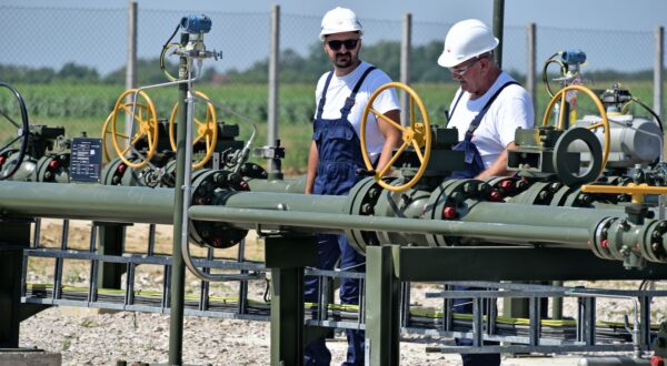 Stari Jankovci, 10.07.2024. - Tvrtka Vermilion obilježila puštanje u rad Plinsku stanicu Cerić u Starim Jankovcima, čime u transportni sustav Plinacra ulazi prirodni plin s eksploatacijskih polja Cerić i Berak u količinama od 400.000 do 500.000 prostornih metara, dnevno dok trenutna dnevna proizvodnja plina u RH iznosi 2 milijuna prostornih metara. foto HINA/ tm