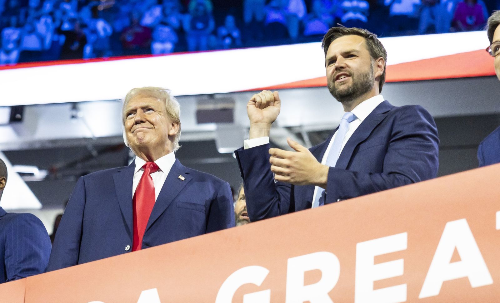 epa11480824 Republican presidential nominee and former President Donald Trump (2-L) and his newly announced running mate, Senator JD Vance (2-R) of Ohio, arrive during the opening night of the Republican National Convention (RNC) at the Fiserv Forum in Milwaukee, Wisconsin, USA, 15 July 2024. The convention comes just a few days after a 20-year-old Pennsylvania man attempted to assassinate former president and current Republic presidential nominee Donald Trump. The RNC is being held 15 to 18 July 2024 and is where delegates from the Republican Party select their nominees for president and vice president in the 2024 US presidential election.  EPA/ALLISON DINNER  EPA-EFE/ALLISON DINNER