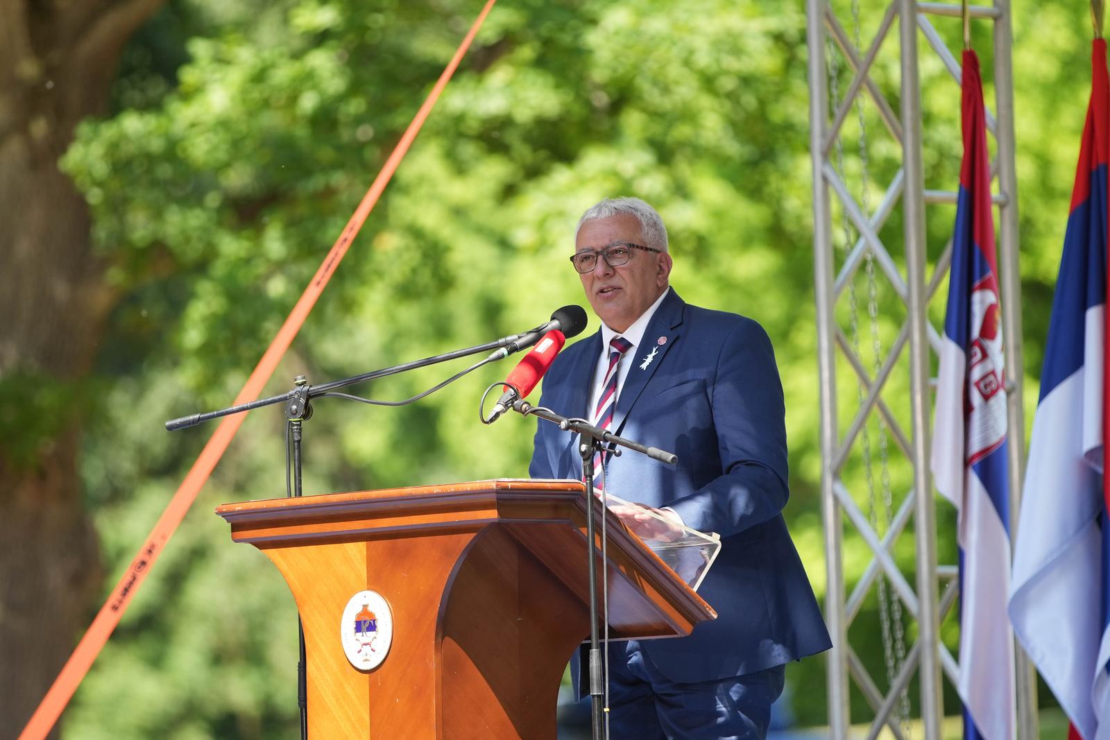 12.05.2024., Spomen podrucje Donja Gradina, Kozarska Dubica (BiH) - Povodom obiljezavanja Dana sjecanja na zrtve ustaskog zlocina u koncentracionim logoru Jasenovac govore su drzali Milorad Dodik, predsjednik RS, Milos Vucevic, premijer Srbije, Andrija Mandic, predsjenik Skupstine Crne Gore, i Gideon Greif, izraelski historicar.
Photo: Dejan Rakita/Pixsell Photo: Dejan Rakita/PIXSELL