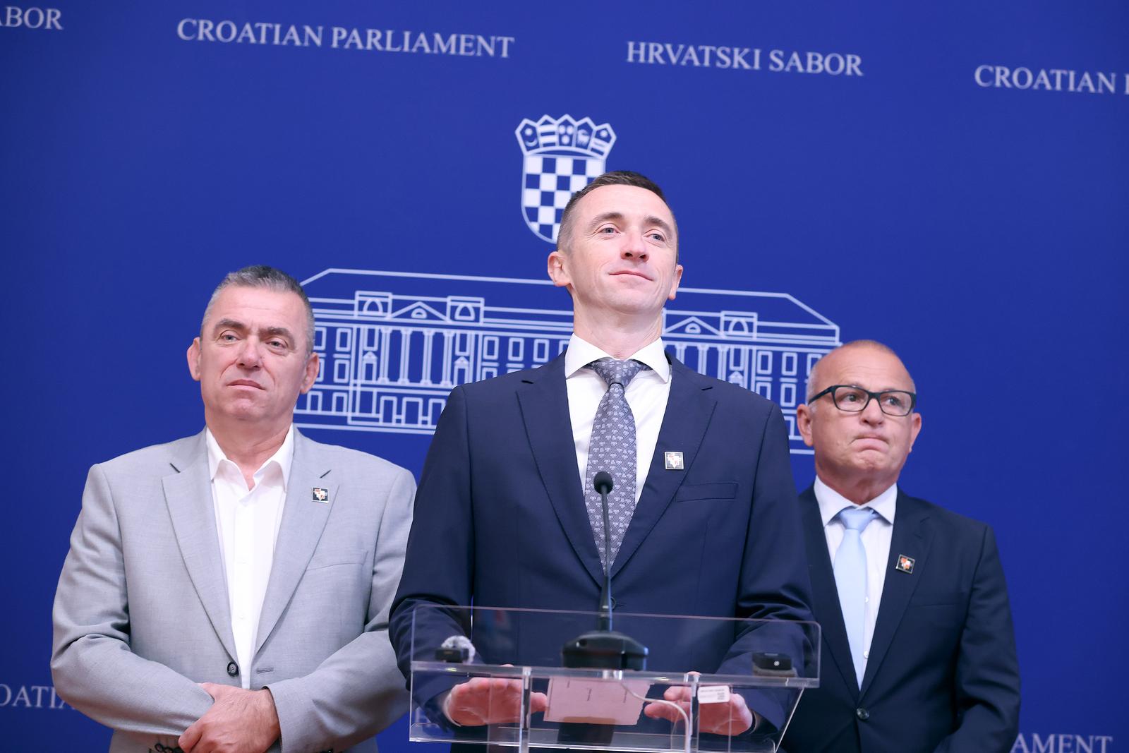 12.06.2024., Zagreb - Na konferenciji za medije Domovinskog pokreta odrzanoj u Saboru o aktualnim temama govorili su Ivan Penava, Stipo Mlinaric i Tomislav Josic. Photo: Patrik Macek/PIXSELL