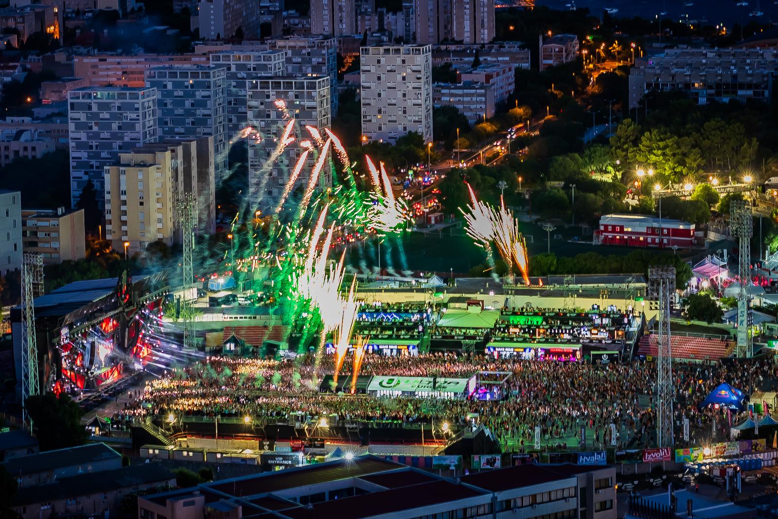 13. 07. 2024., Split - Treca vecer Ultra Europe Festivala na parku Mladezi. 
Na Fotografiji: Pogled sa Vrha Westgate Grade na zavrsni Vatromet Ultra Music Festivala. Photo: Zvonimir Barisin/PIXSELL