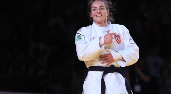 26.04.2024., Arena Zagreb, Zagreb - Europsko seniorsko prvenstvo u judu Zagreb 2024. Zene -70kg, zlato, Barbara Matic, Hrvatska (bijeli) -  TELTSIDOU Elisavet, Grcka (plavi). Photo: Marko Prpic/PIXSELL