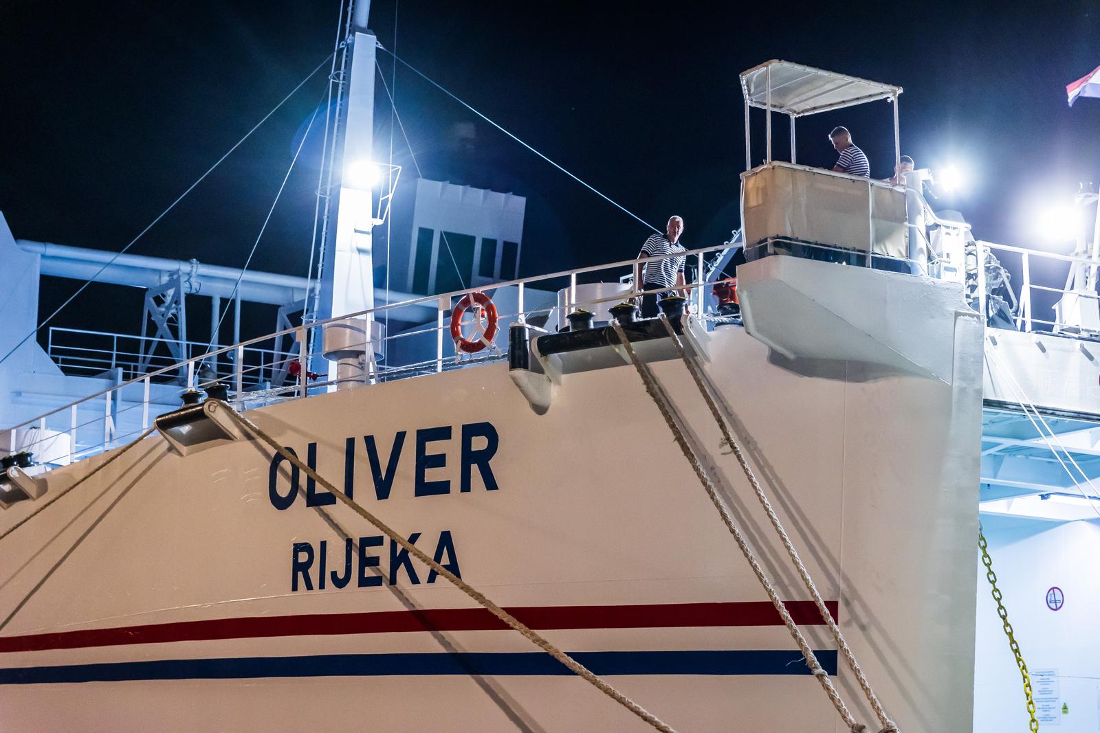 26.07.2024., Split - Trajekt Oliver u kasnim satima uplovio je u Luku Split nakon sto je ostao u kvaru ispred Vela Luke sa 300 putnika.  Photo: Zvonimir Barisin/PIXSELL