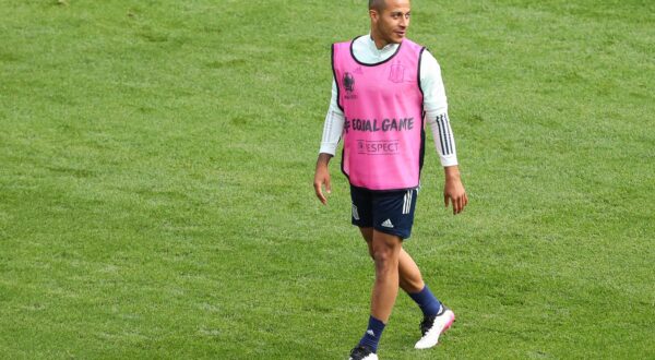 27.06.2021., Parken stadion, Kopenhagen, Danska - UEFA Europsko prvenstvo 2020, trening Spanjolske nogometne reprezentacije na Parkenu dan uoci utakmice osmine finala protiv Hrvatske.  Thiago Alcantara. rPhoto: Luka Stanzl/PIXSELL